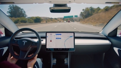 Tesla и вызовы автопилота: Развитие технологии в мире автомобилей